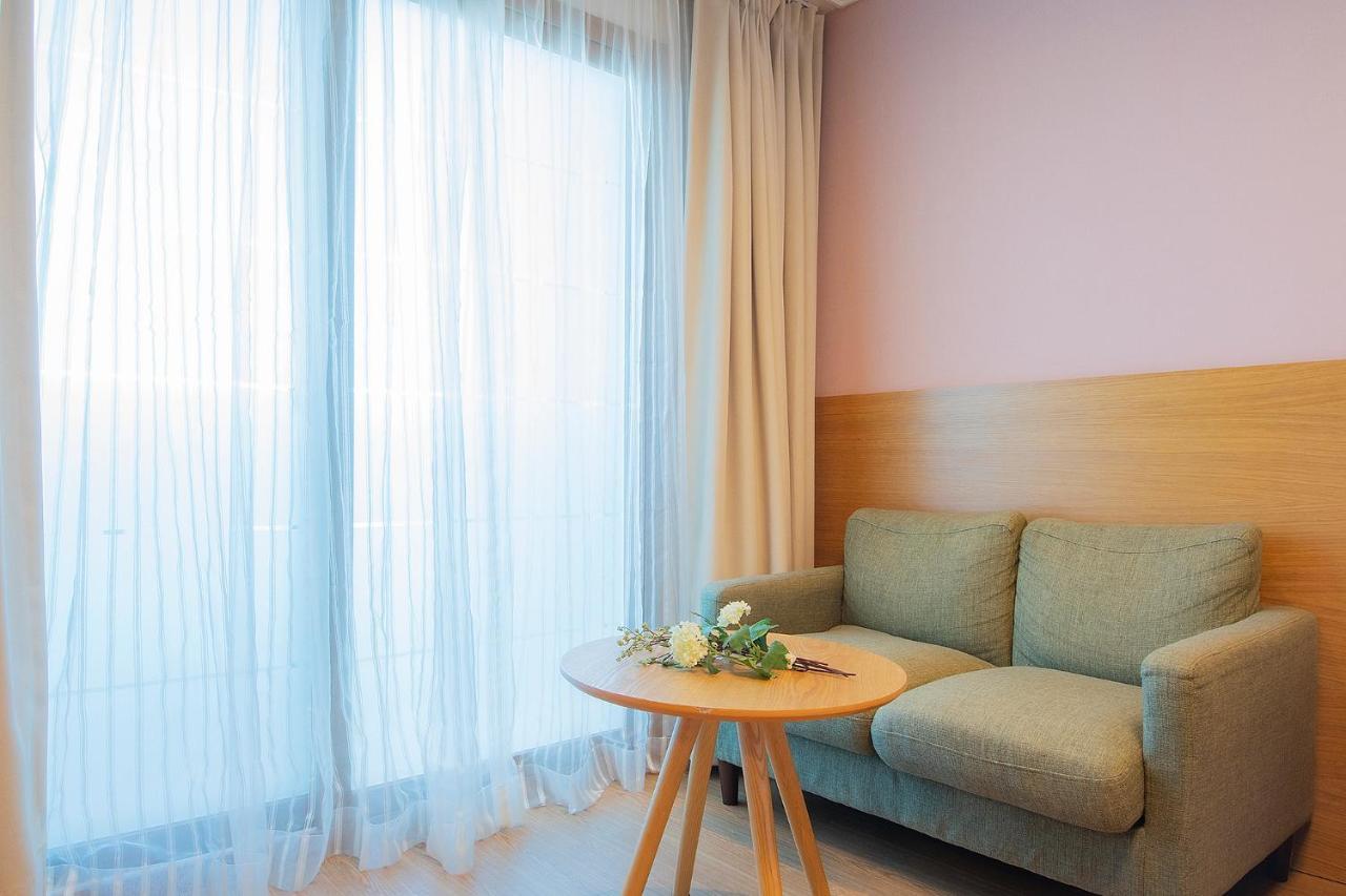 Sims Hotel Čedžu Exteriér fotografie